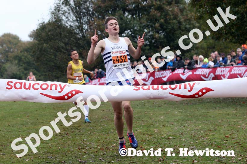 Robbie Farnham-Rose bring Tonbridge AC to victory in the junior mens National Cross Country Relays, Berry Hill Park, Mansfield. Photo: David T. Hewitson/Sports for All Pics